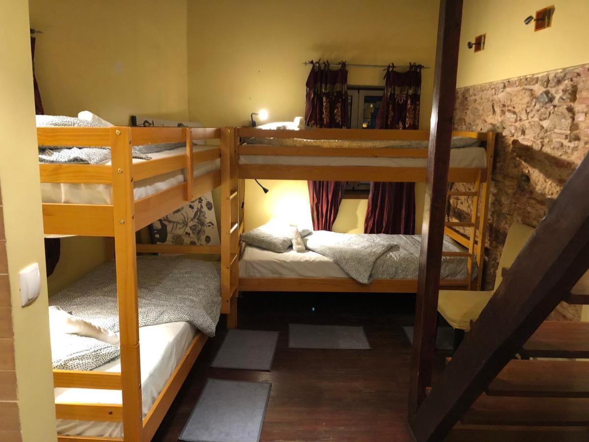 Pequeno Hostel Lisbon Luaran gambar